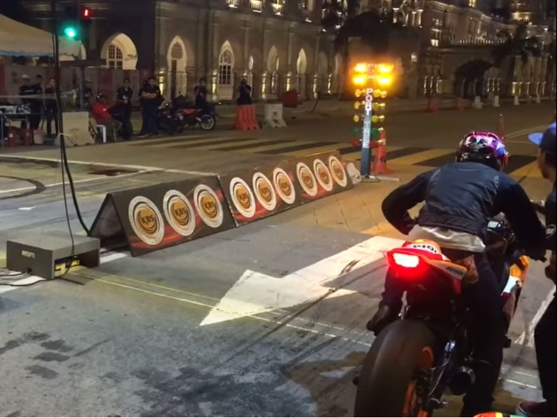 Drag Race Competition Entry